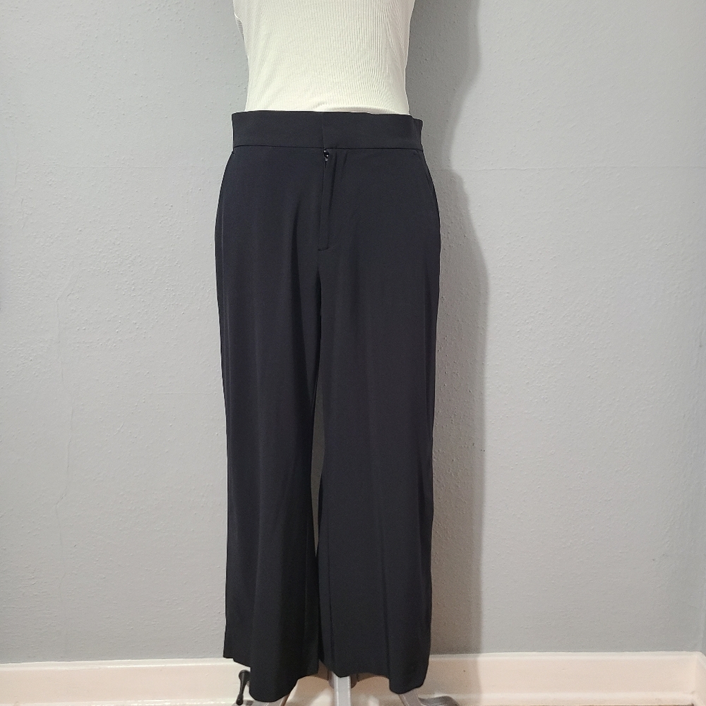Athleta Tribeca Crop Pants‎ Black size 6